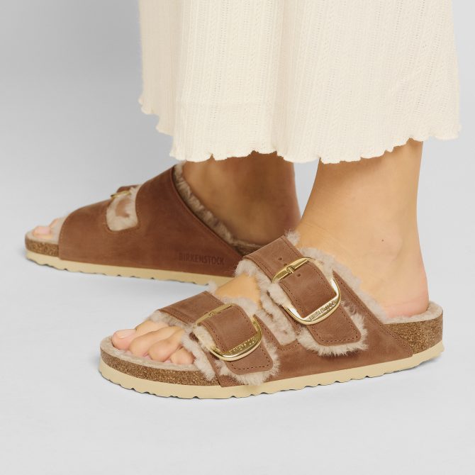Arizona Big Buckle Shearling Oiled Leather - Image 3
